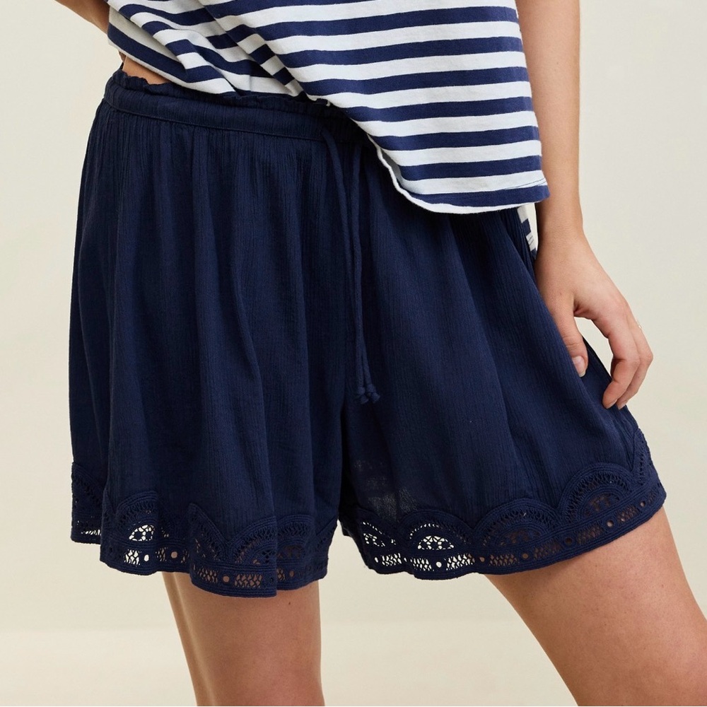 Aerie Off Duty Gauze Boxer Linen Crochet Lace Navy Blue High Rise Lounge Short
